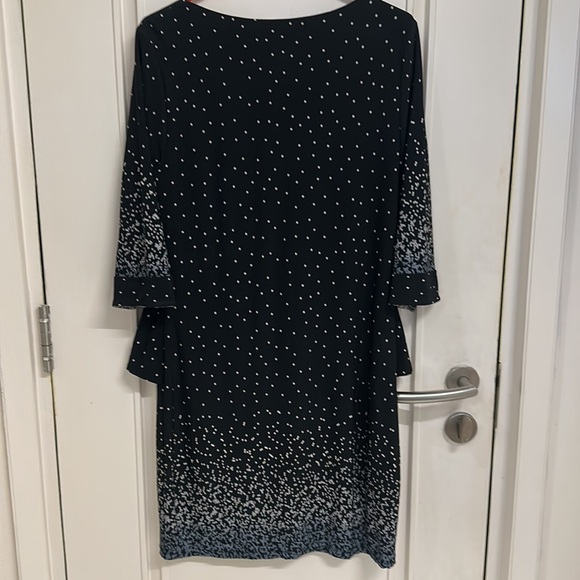 Party dress in size L in high quality Korean fabric with lining ! NWOT - Picture 5 of 7